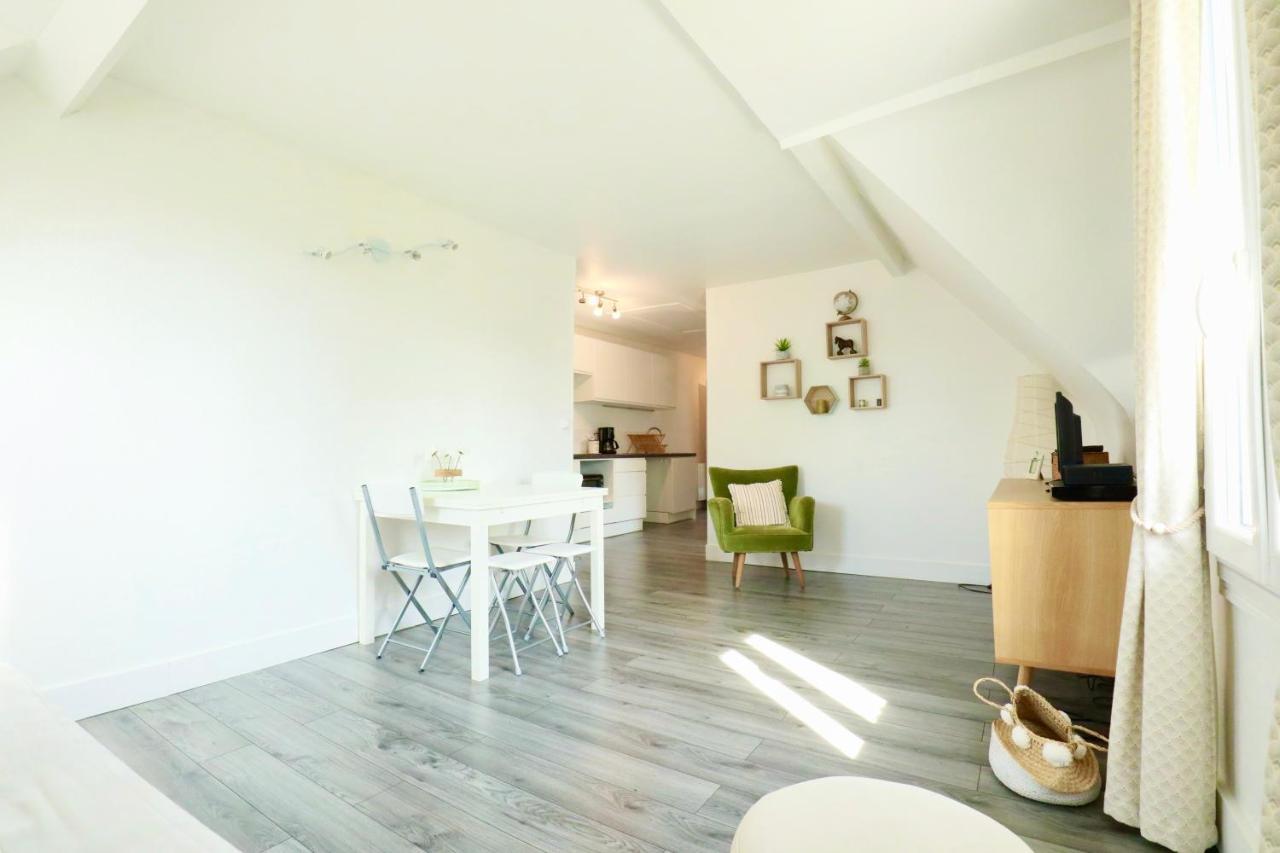Appartement De L'Hippodrome Avec Deux Chambres Deauville Exteriér fotografie
